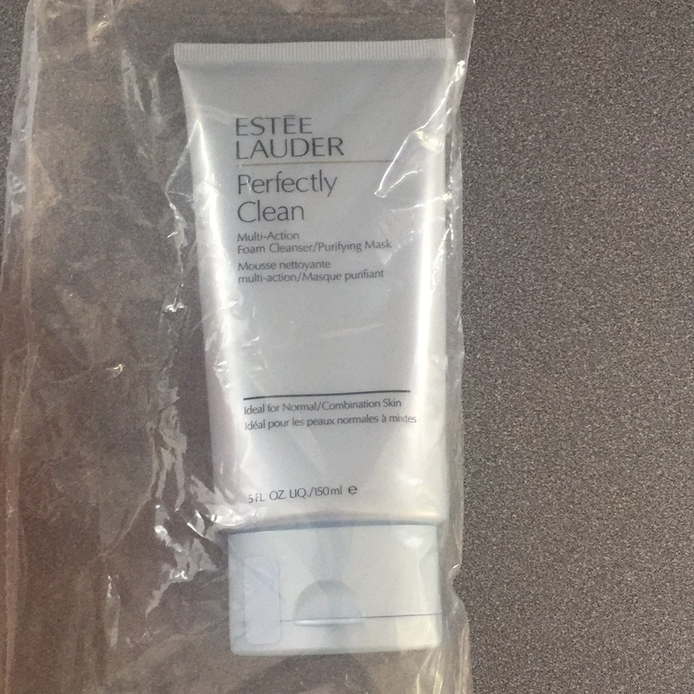 NIB Estée Lauder perfectly clean cleanser/mask